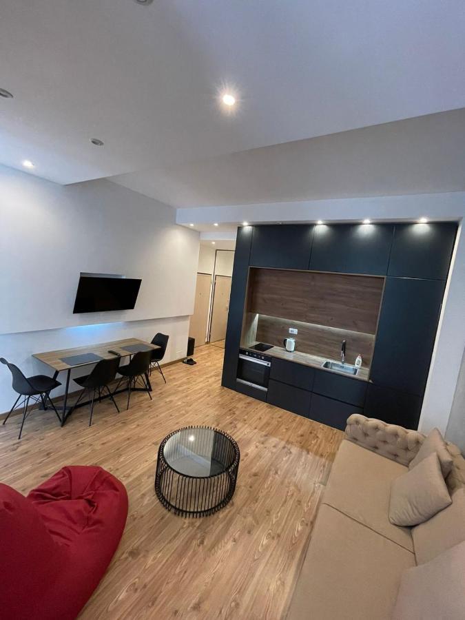 City Center Apartament, Pazari Ri Tirana Buitenkant foto
